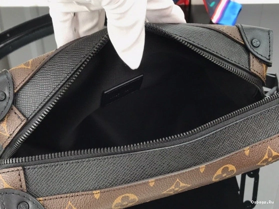 LOUIS TRUNK VUITTON SOFT 0213